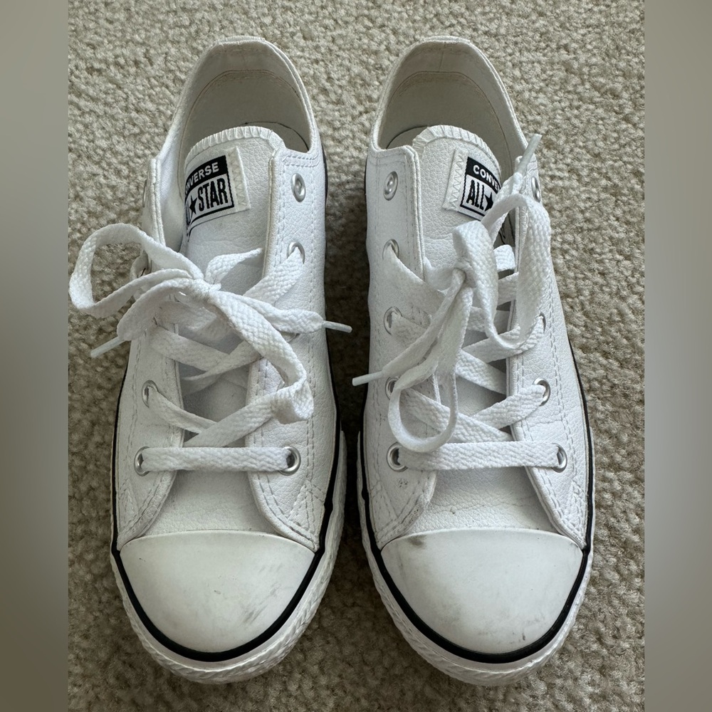 Kids/ Women’s Converse